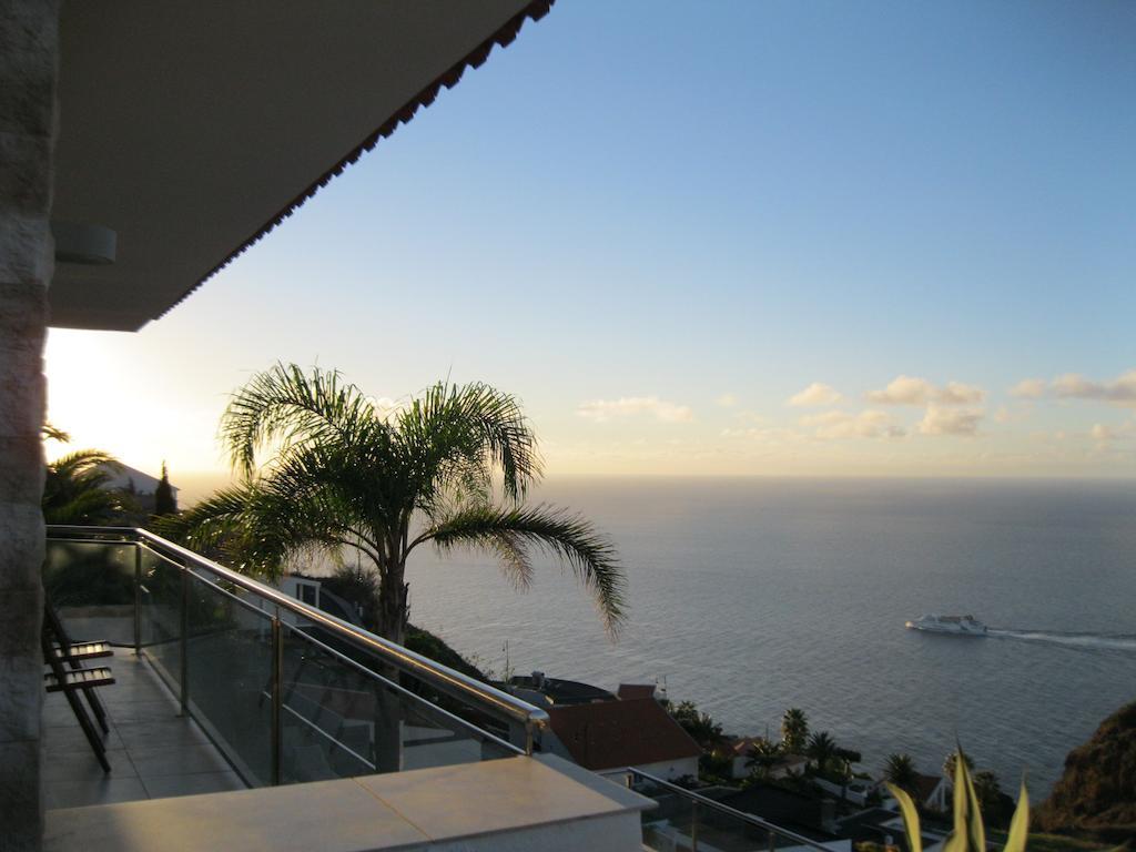 Villa Isabela - Car Rental For Free Caniço Eksteriør billede